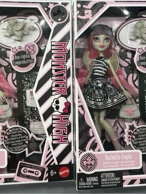 Monster High Creeproduction Rochelle Goyle 2 (Ready To Ship)